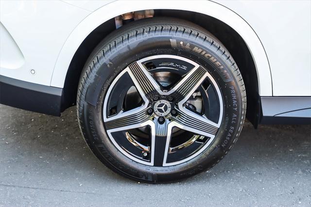 new 2025 Mercedes-Benz GLC 300 car, priced at $60,955