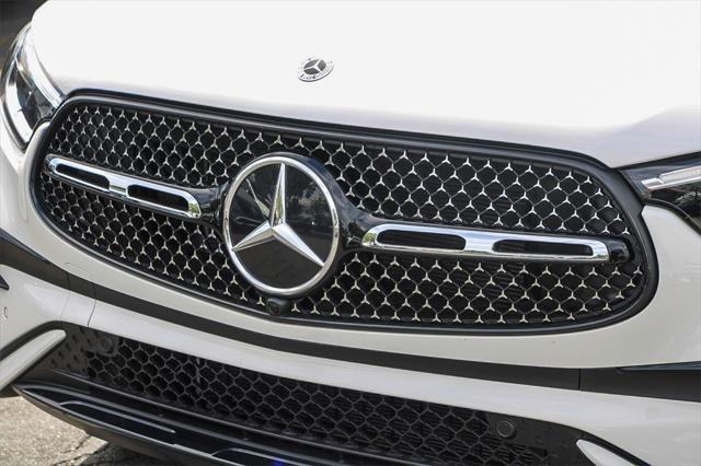 new 2025 Mercedes-Benz GLC 350e car, priced at $70,905