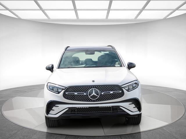 new 2025 Mercedes-Benz GLC 350e car, priced at $70,905