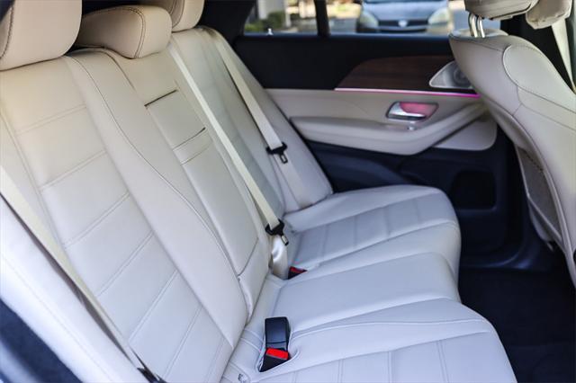 new 2025 Mercedes-Benz GLE 450 car, priced at $97,400
