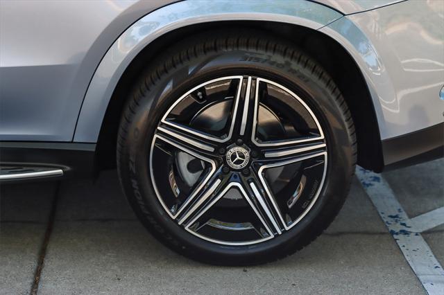 new 2025 Mercedes-Benz GLE 450 car, priced at $97,400