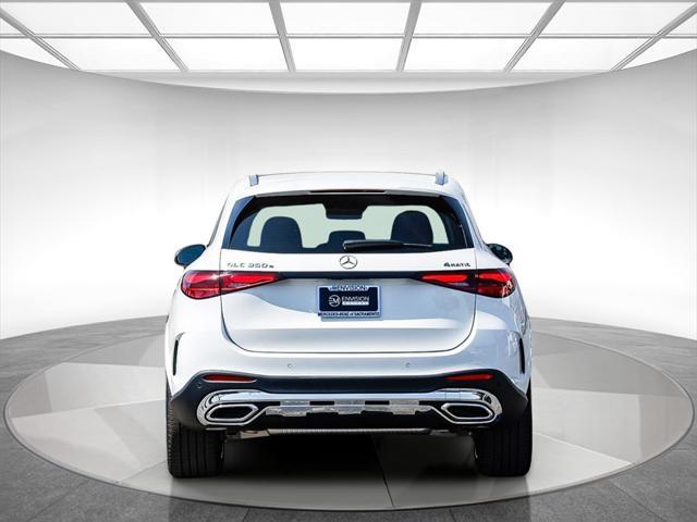 new 2025 Mercedes-Benz GLC 350e car, priced at $71,175