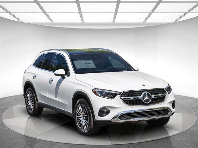 new 2025 Mercedes-Benz GLC 300 car, priced at $55,905