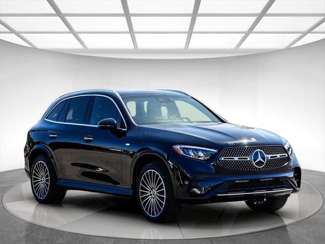 new 2025 Mercedes-Benz GLC 350e car, priced at $68,975