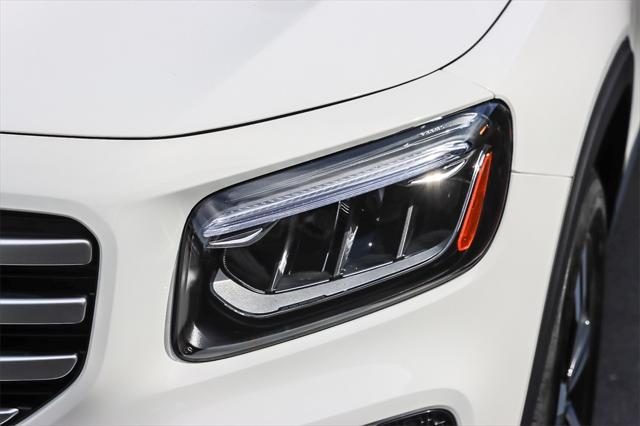 new 2025 Mercedes-Benz GLB 250 car, priced at $46,550