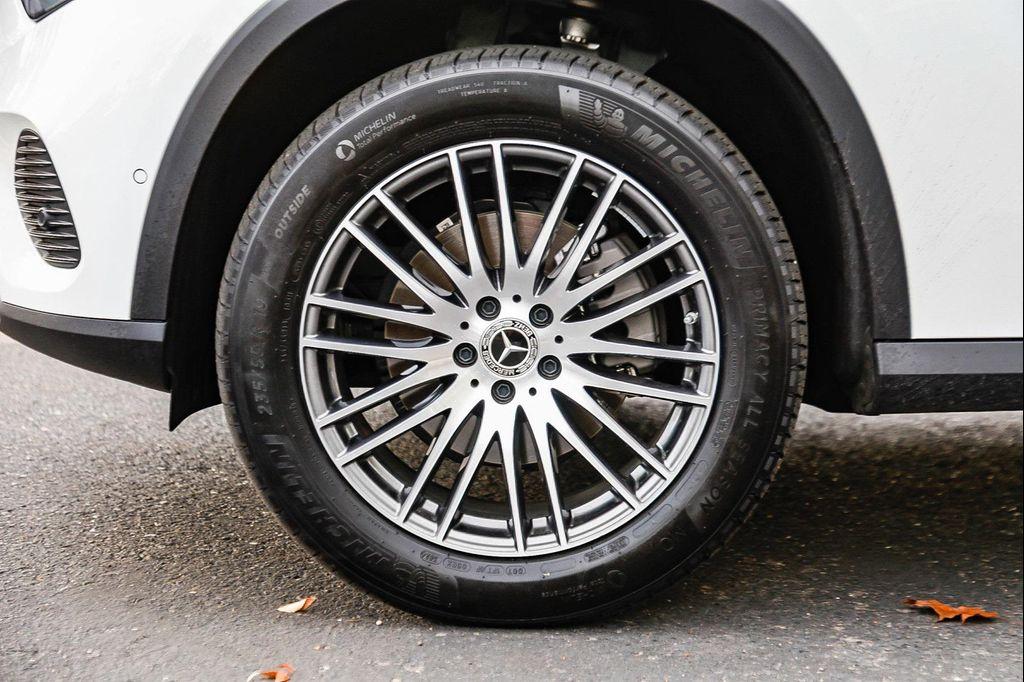 used 2025 Mercedes-Benz GLC 300 car, priced at $42,555