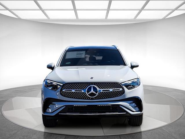 new 2025 Mercedes-Benz GLC 350e car, priced at $75,355