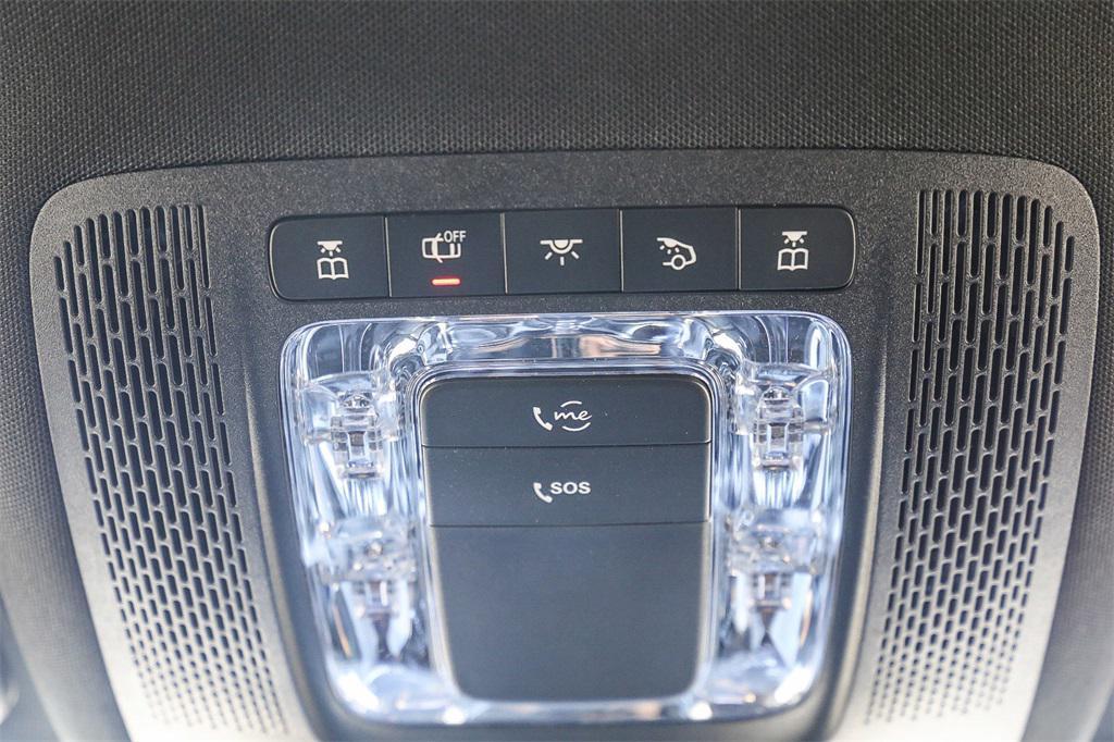 new 2024 Mercedes-Benz GLB 250 car, priced at $52,040
