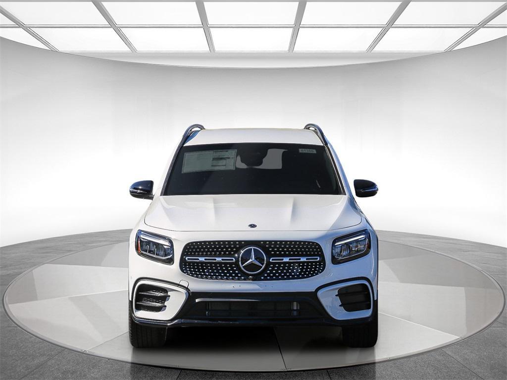new 2024 Mercedes-Benz GLB 250 car, priced at $52,040