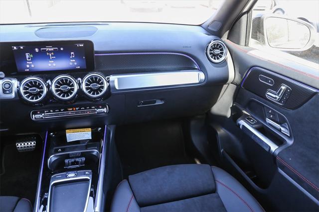 new 2024 Mercedes-Benz GLB 250 car, priced at $52,040