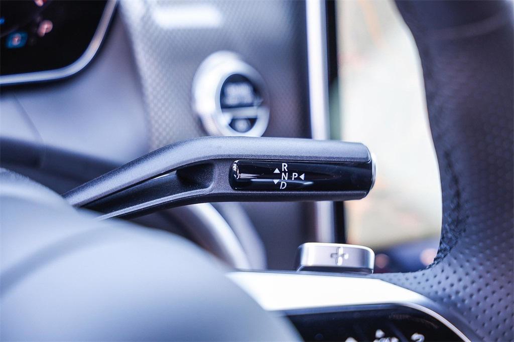 new 2025 Mercedes-Benz GLC 300 car, priced at $61,430