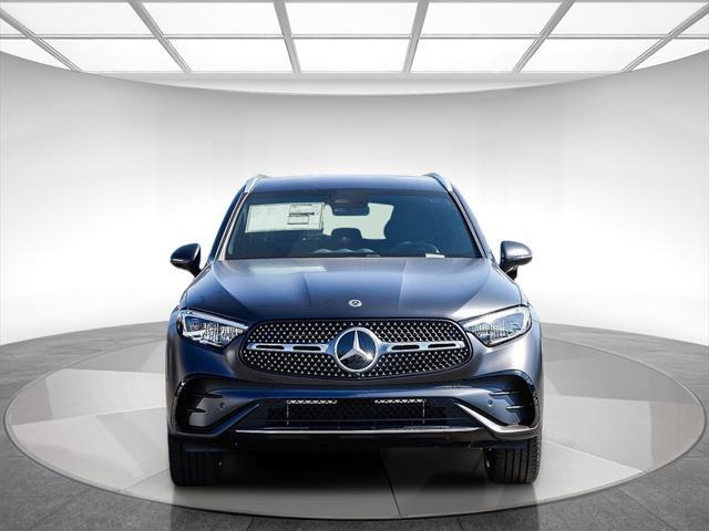 new 2025 Mercedes-Benz GLC 300 car, priced at $61,430