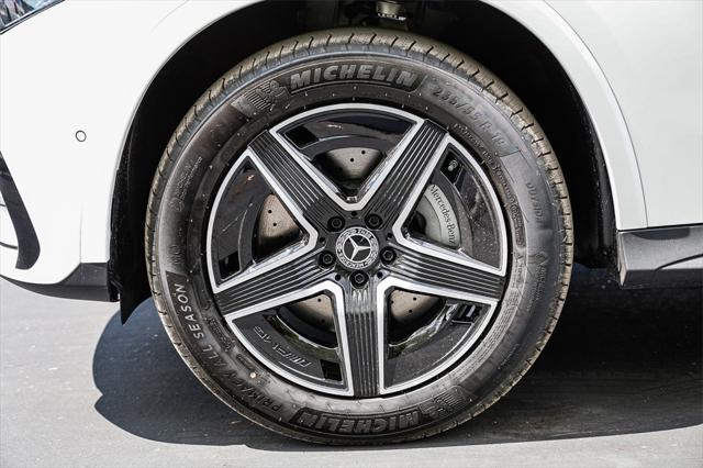 new 2025 Mercedes-Benz GLC 300 car, priced at $57,800