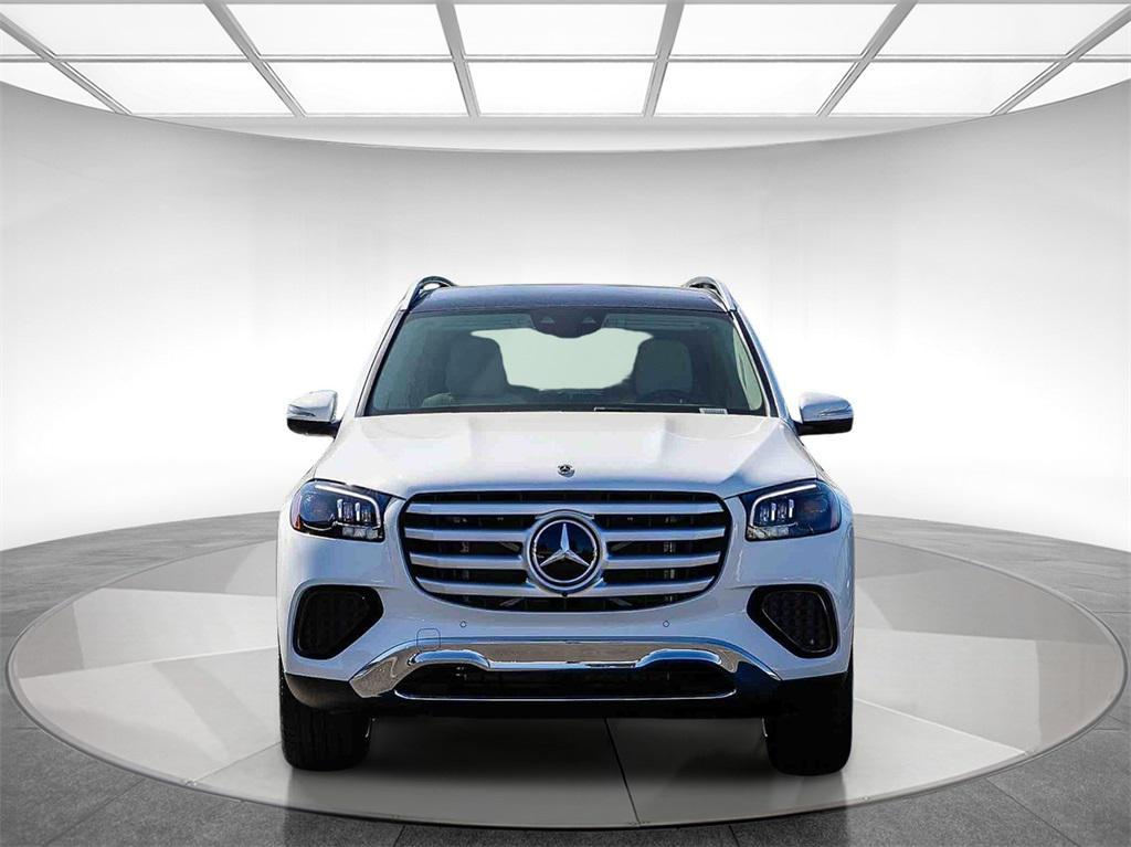 new 2026 Mercedes-Benz GLS 450 car, priced at $92,535