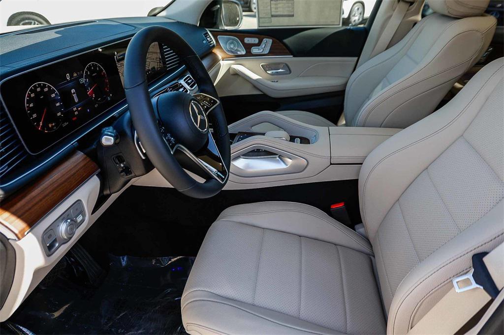 new 2026 Mercedes-Benz GLS 450 car, priced at $92,535