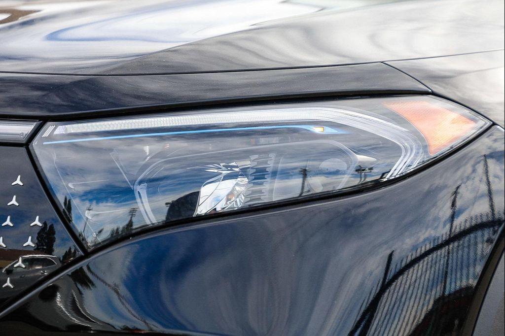 new 2024 Mercedes-Benz EQB 300 car