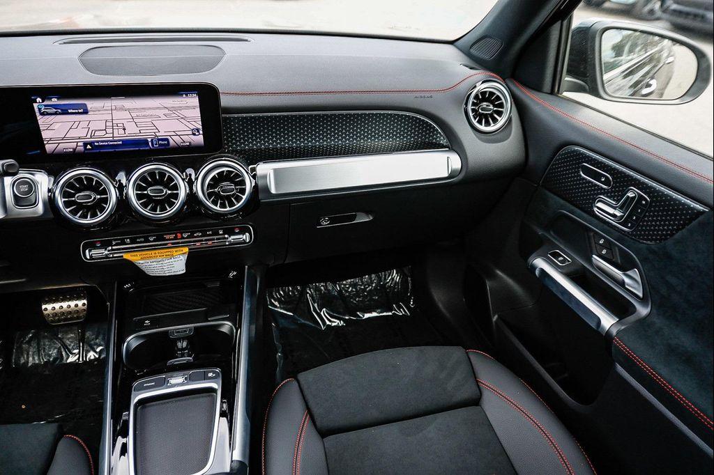 new 2024 Mercedes-Benz EQB 300 car