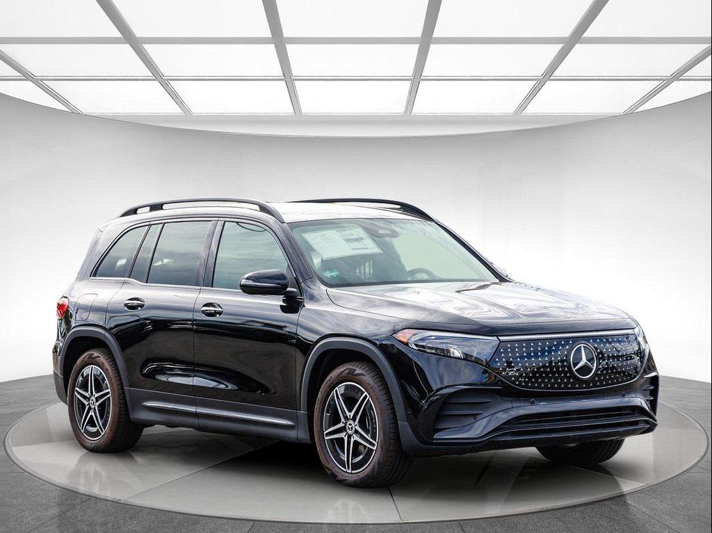new 2024 Mercedes-Benz EQB 300 car