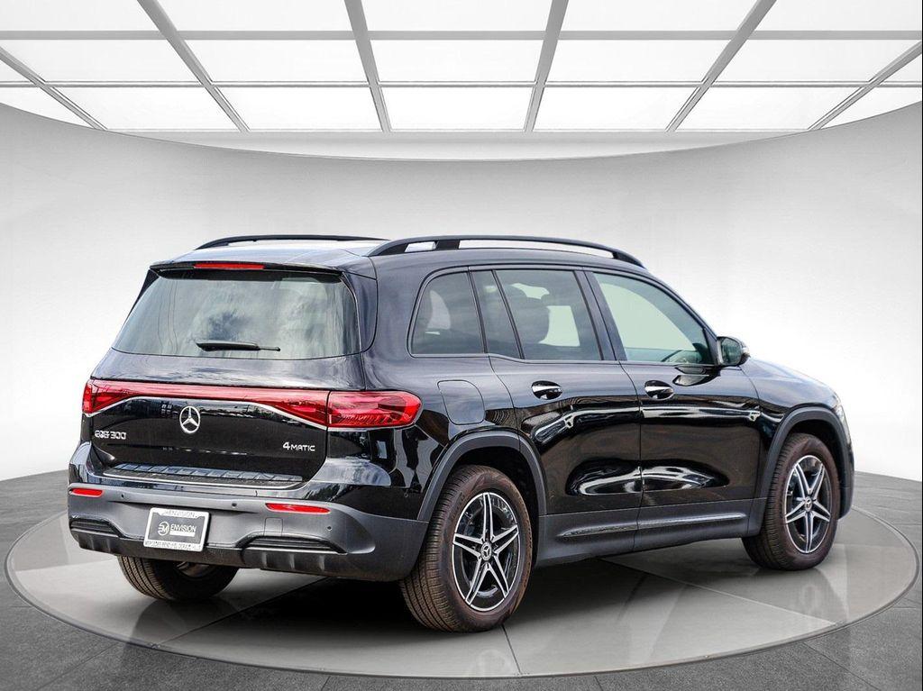 new 2024 Mercedes-Benz EQB 300 car