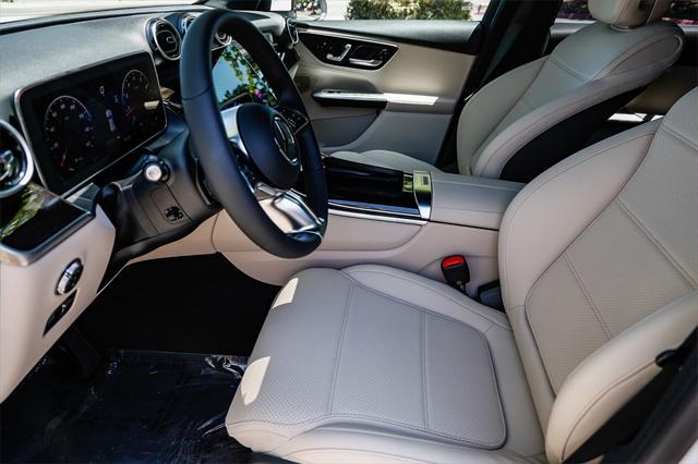 new 2025 Mercedes-Benz GLC 300 car, priced at $53,955