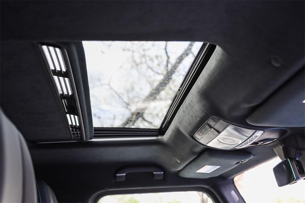 new 2025 Mercedes-Benz G-Class car, priced at $188,775