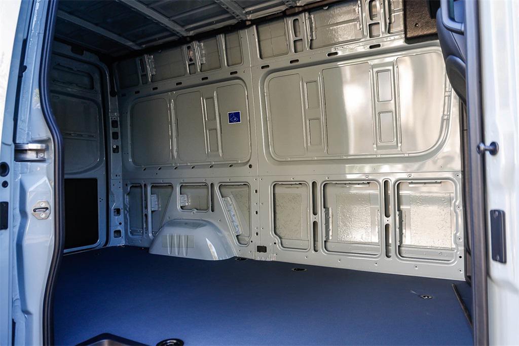 new 2025 Mercedes-Benz Sprinter 2500 car