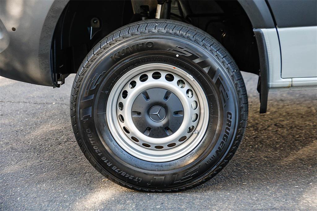 new 2025 Mercedes-Benz Sprinter 2500 car