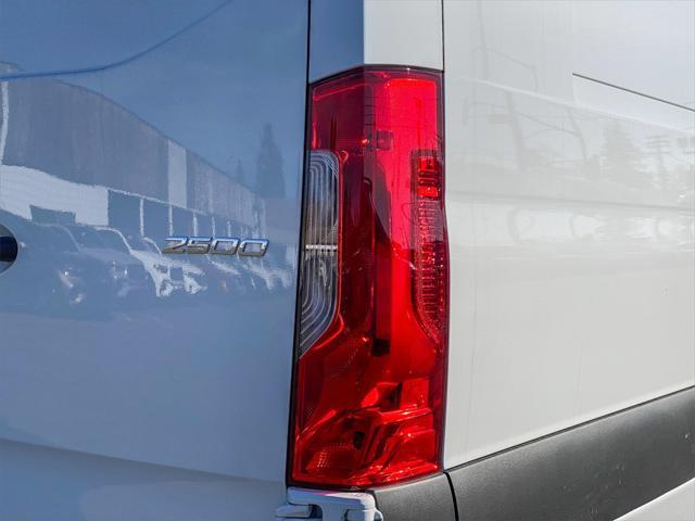 new 2024 Mercedes-Benz Sprinter 2500 car, priced at $77,193