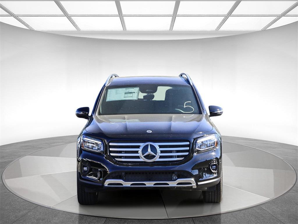 new 2024 Mercedes-Benz GLB 250 car, priced at $53,215