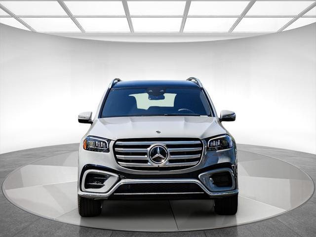 new 2025 Mercedes-Benz GLS 450 car, priced at $101,275