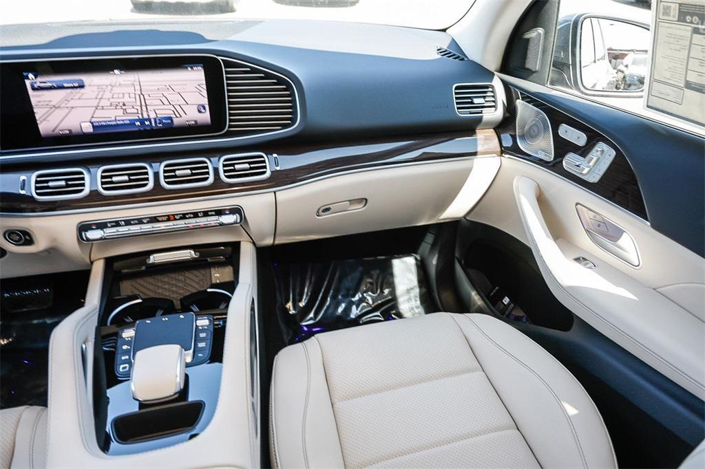 new 2025 Mercedes-Benz GLE 350 car, priced at $69,225