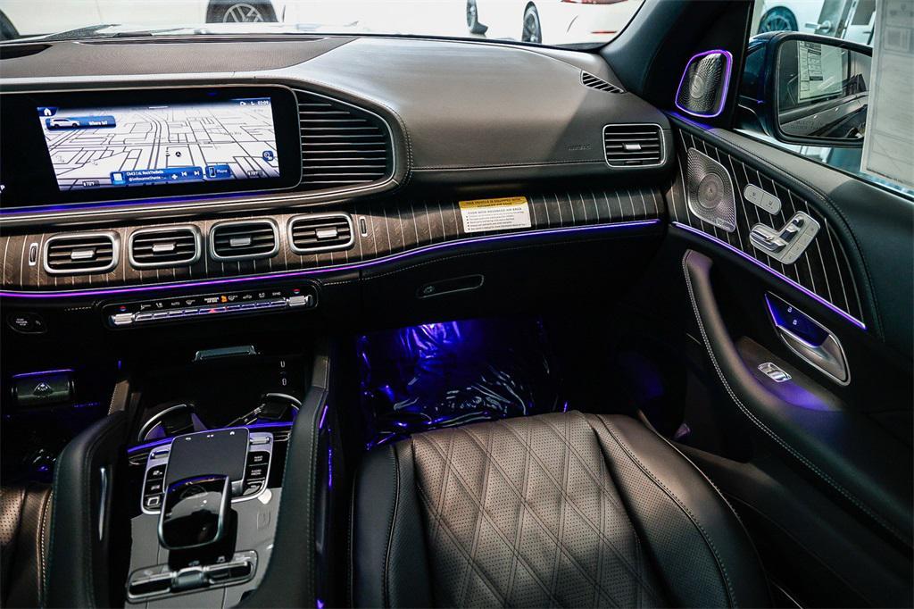 new 2025 Mercedes-Benz Maybach GLS 600 car, priced at $205,680
