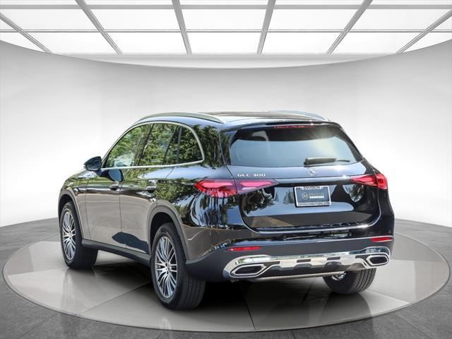 new 2025 Mercedes-Benz GLC 300 car, priced at $52,175