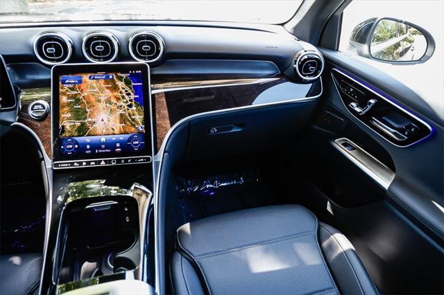 new 2025 Mercedes-Benz GLC 350e car, priced at $61,555