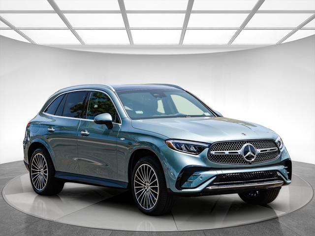 new 2025 Mercedes-Benz GLC 350e car, priced at $68,105