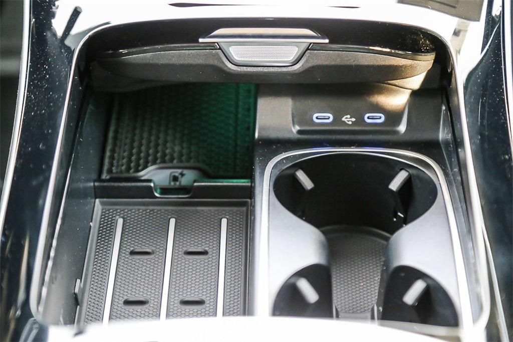 new 2024 Mercedes-Benz S-Class car, priced at $129,230