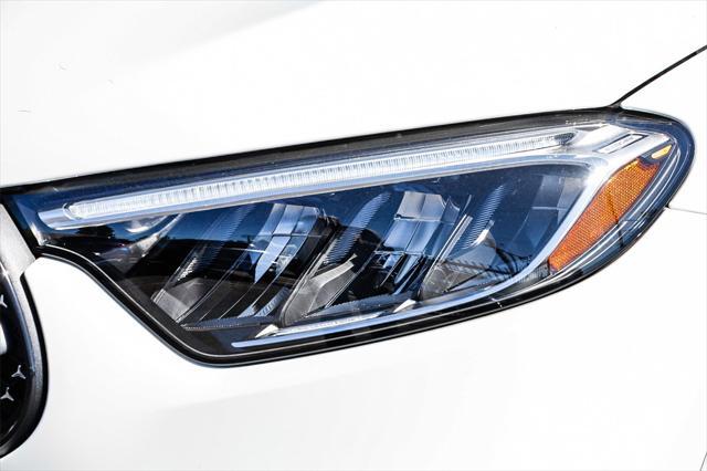 new 2025 Mercedes-Benz GLC 300 car, priced at $63,975
