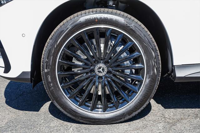 new 2025 Mercedes-Benz GLC 300 car, priced at $63,975