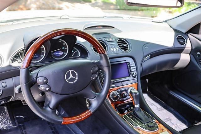 used 2007 Mercedes-Benz SL-Class car, priced at $12,525