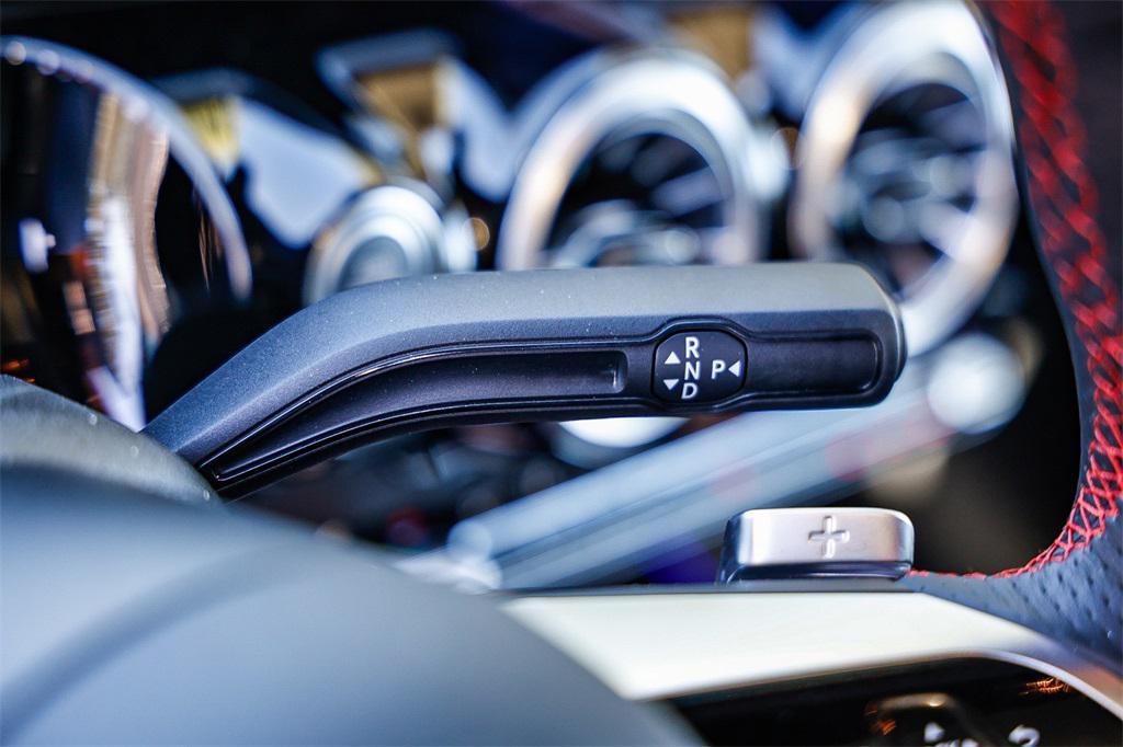 new 2025 Mercedes-Benz GLA 250 car, priced at $51,970