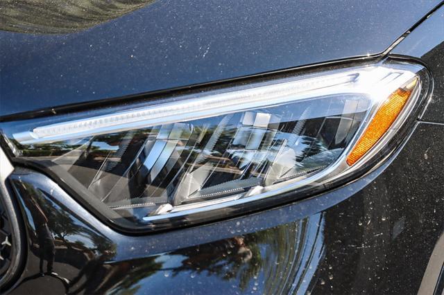 new 2024 Mercedes-Benz GLC 300 car, priced at $59,655