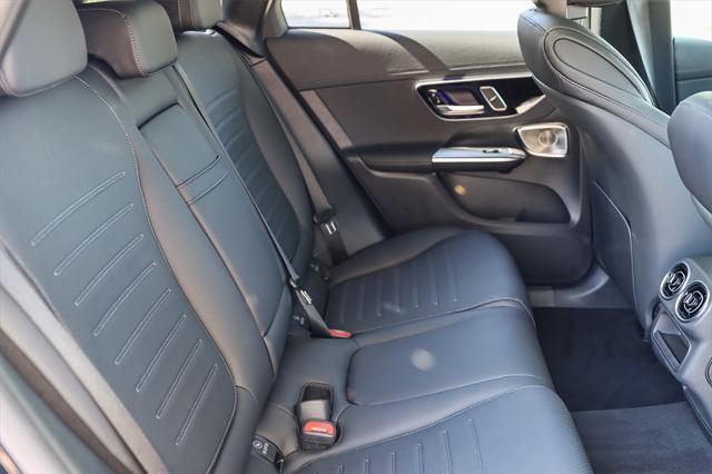 new 2024 Mercedes-Benz GLC 300 car, priced at $59,655