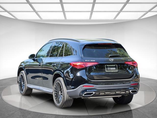 new 2024 Mercedes-Benz GLC 300 car, priced at $59,655
