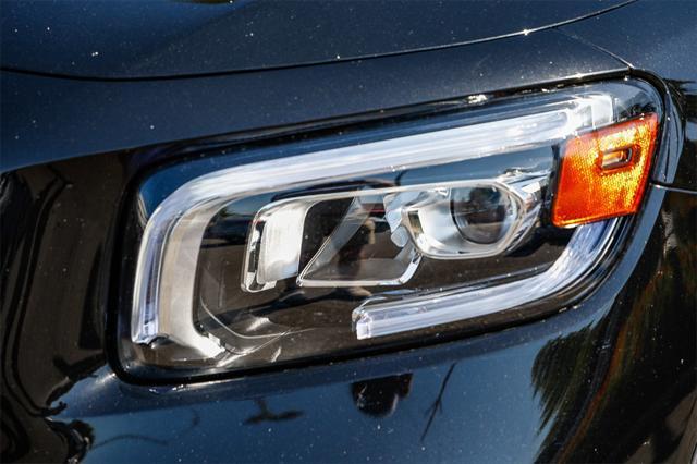 used 2021 Mercedes-Benz GLB 250 car, priced at $26,888