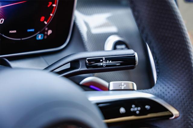 new 2025 Mercedes-Benz GLC 300 car, priced at $73,975