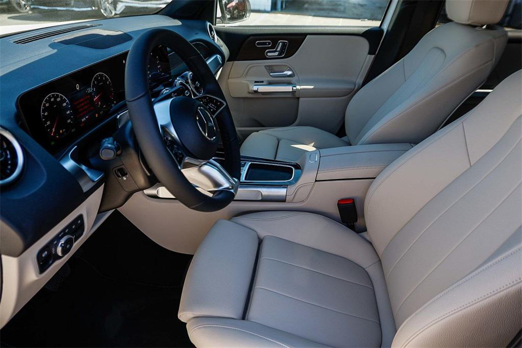 new 2026 Mercedes-Benz GLB 250 car, priced at $48,505