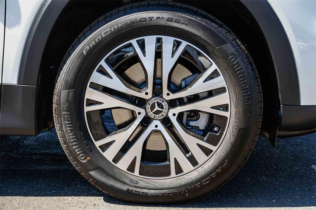 new 2026 Mercedes-Benz GLB 250 car, priced at $48,505