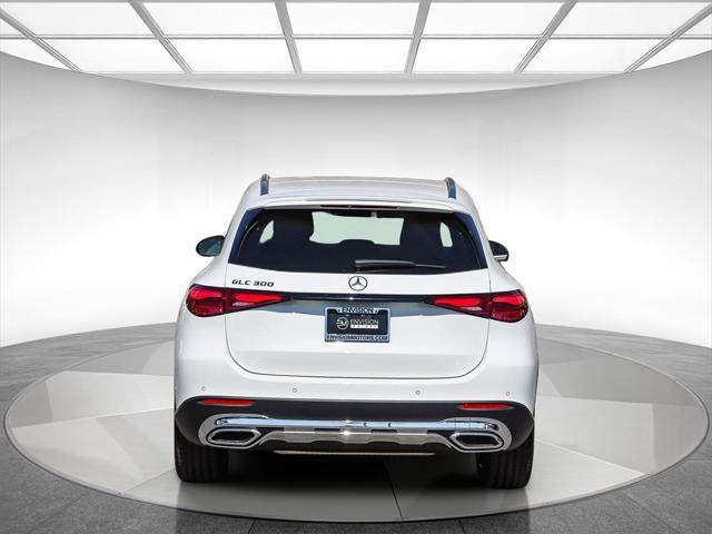 new 2025 Mercedes-Benz GLC 300 car, priced at $53,005