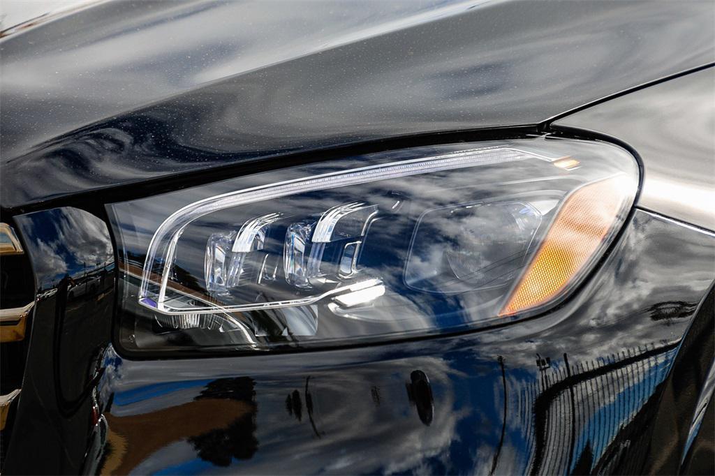 new 2026 Mercedes-Benz GLS 580 car, priced at $126,555
