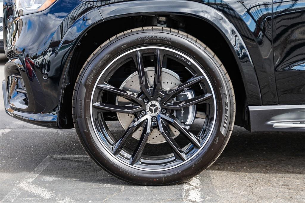 new 2026 Mercedes-Benz GLS 580 car, priced at $126,555